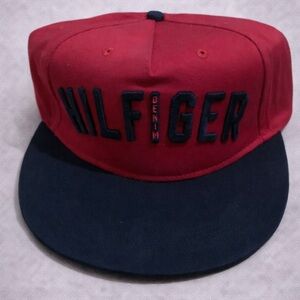 Tommy Hilfiger Classic Snapback Hat – Red & Navy (2016)